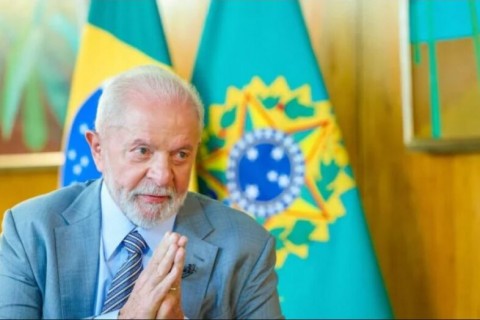 Lula chama Bolsonaro de “covarde” e ironiza pedido de “anistia”